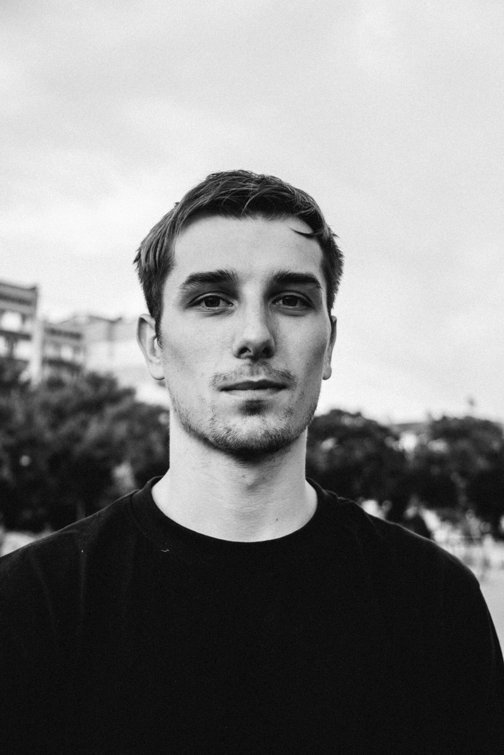 Péter, 38